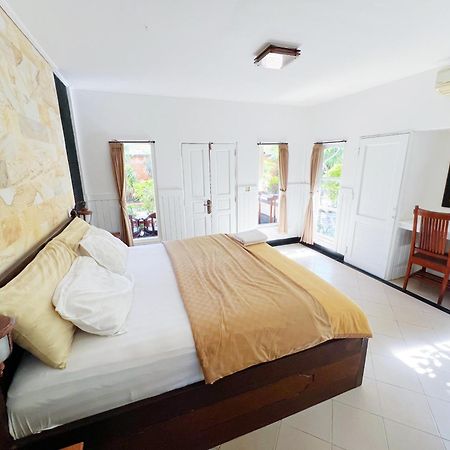 Puri Nusa Beach Hotel Lembongan Extérieur photo