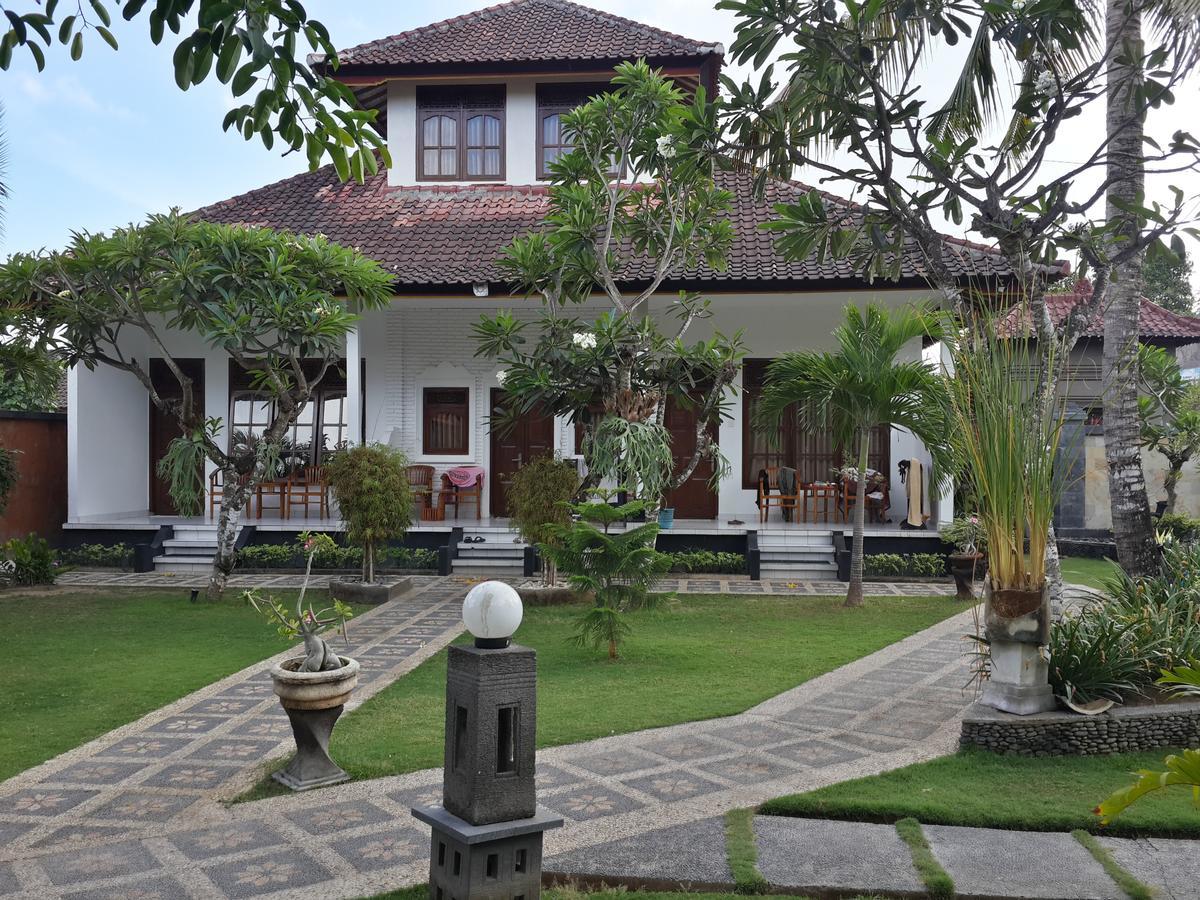 Puri Nusa Beach Hotel Lembongan Extérieur photo