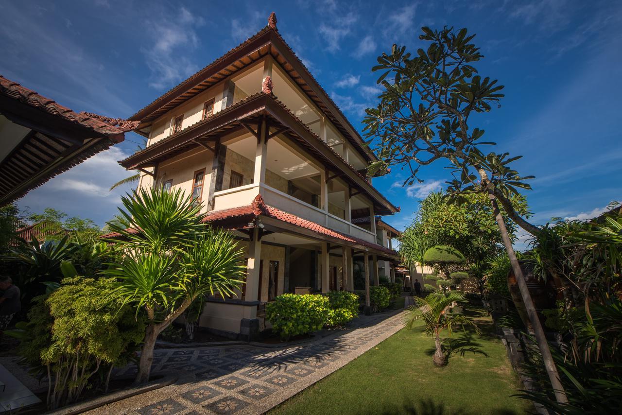 Puri Nusa Beach Hotel Lembongan Extérieur photo