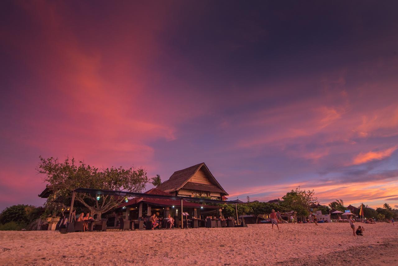 Puri Nusa Beach Hotel Lembongan Extérieur photo